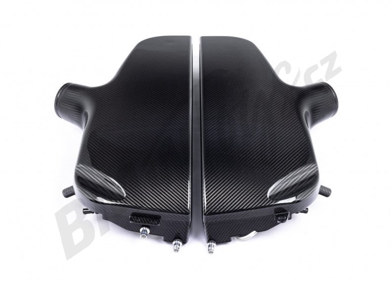 Eventuri Carbon Plenum sací svody pro BMW M5 (E60)